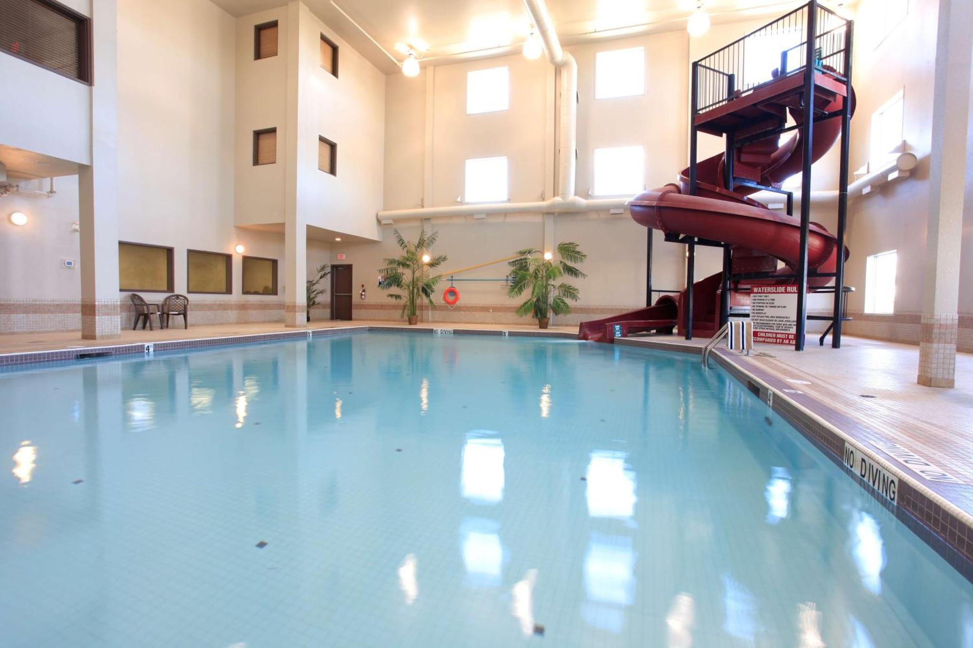 Coast Grimshaw Hotel & Suites Buitenkant foto