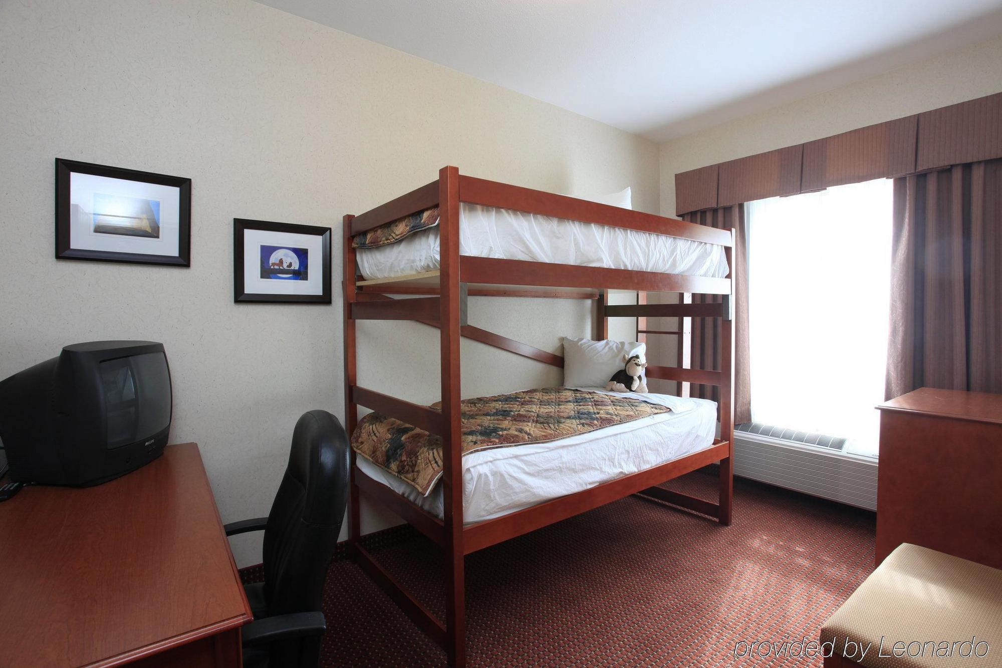 Coast Grimshaw Hotel & Suites Buitenkant foto