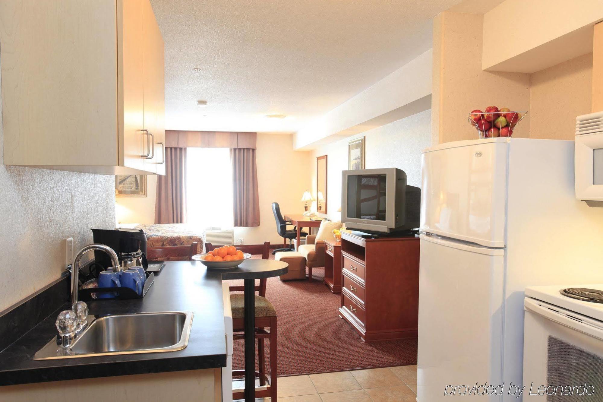 Coast Grimshaw Hotel & Suites Buitenkant foto