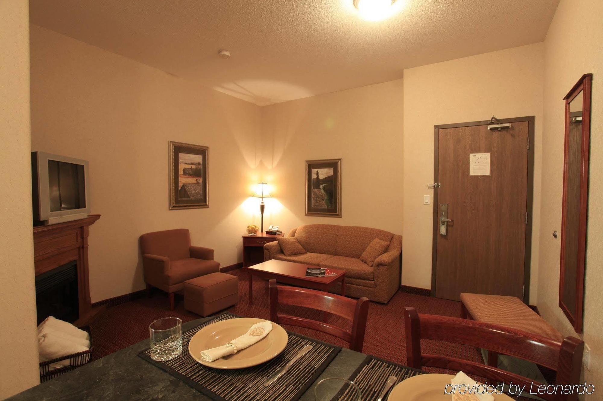 Coast Grimshaw Hotel & Suites Buitenkant foto